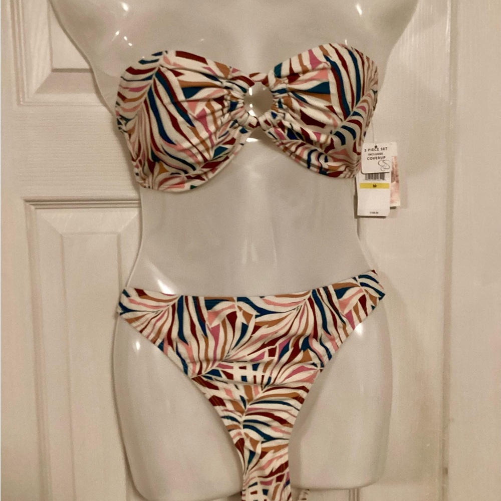 Colorful Strapless Bathing Suit Set - Picture 4 of 4